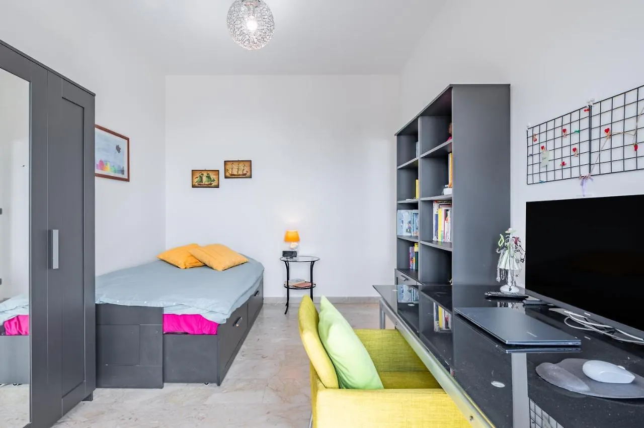 Catania Seaview Apartment With Balcony Italie