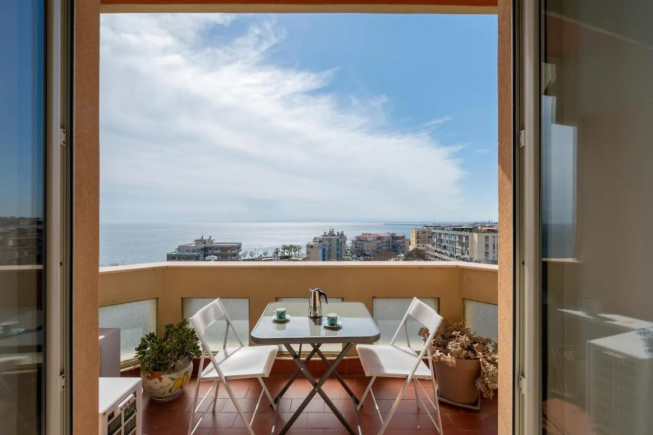 Catania Seaview Apartment With Balcony